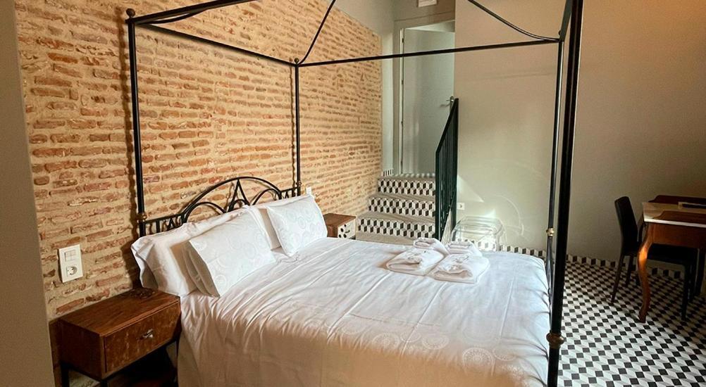 Hotel Rural La Casa De Carlota Montánchez Extérieur photo