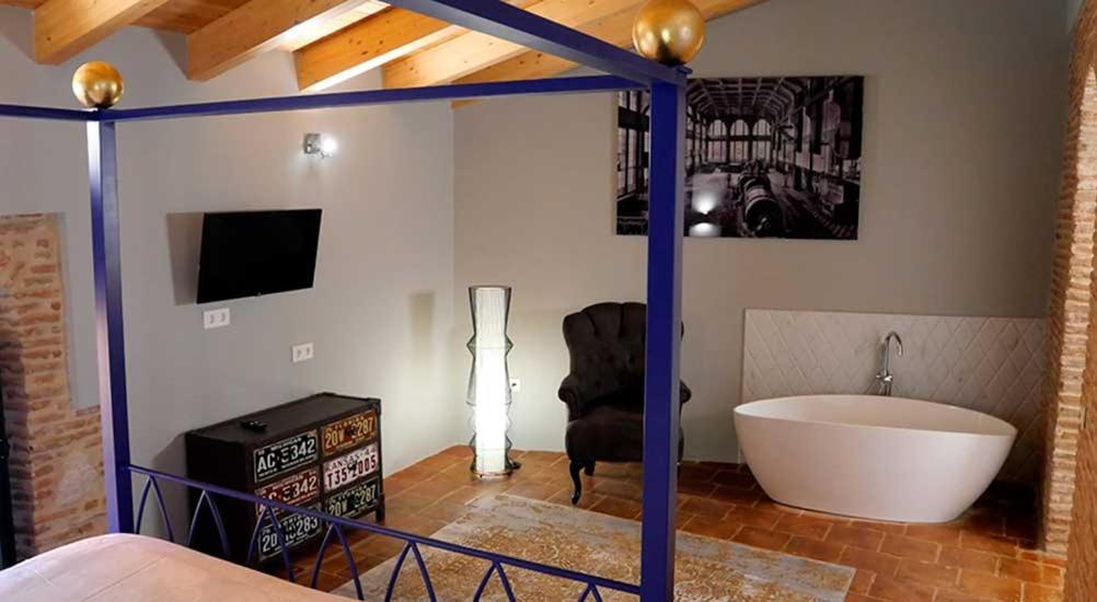 Hotel Rural La Casa De Carlota Montánchez Extérieur photo