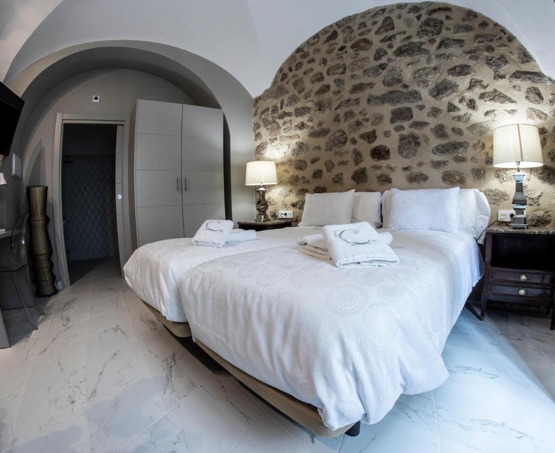 Hotel Rural La Casa De Carlota Montánchez Extérieur photo