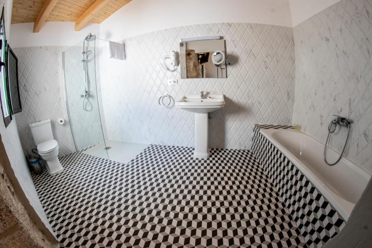 Hotel Rural La Casa De Carlota Montánchez Extérieur photo