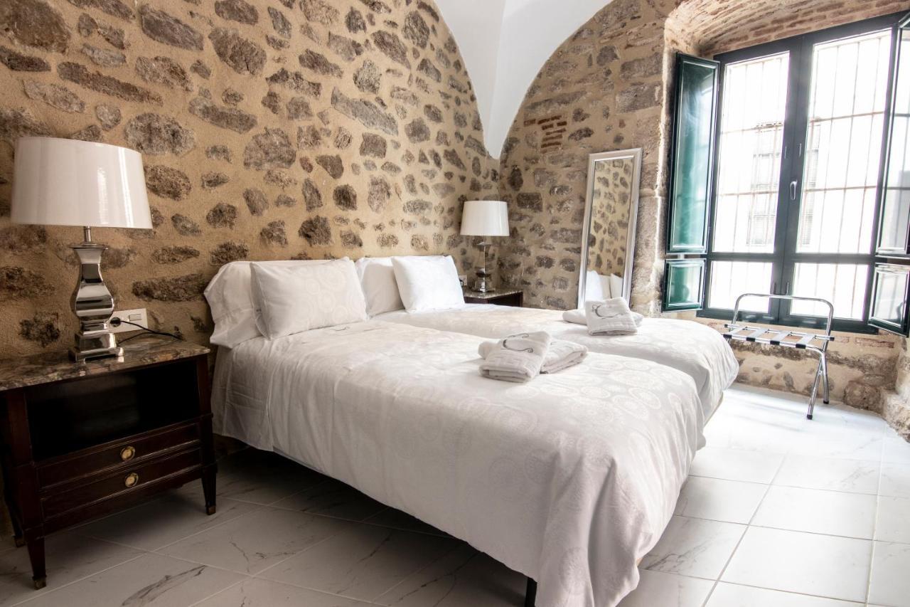 Hotel Rural La Casa De Carlota Montánchez Extérieur photo